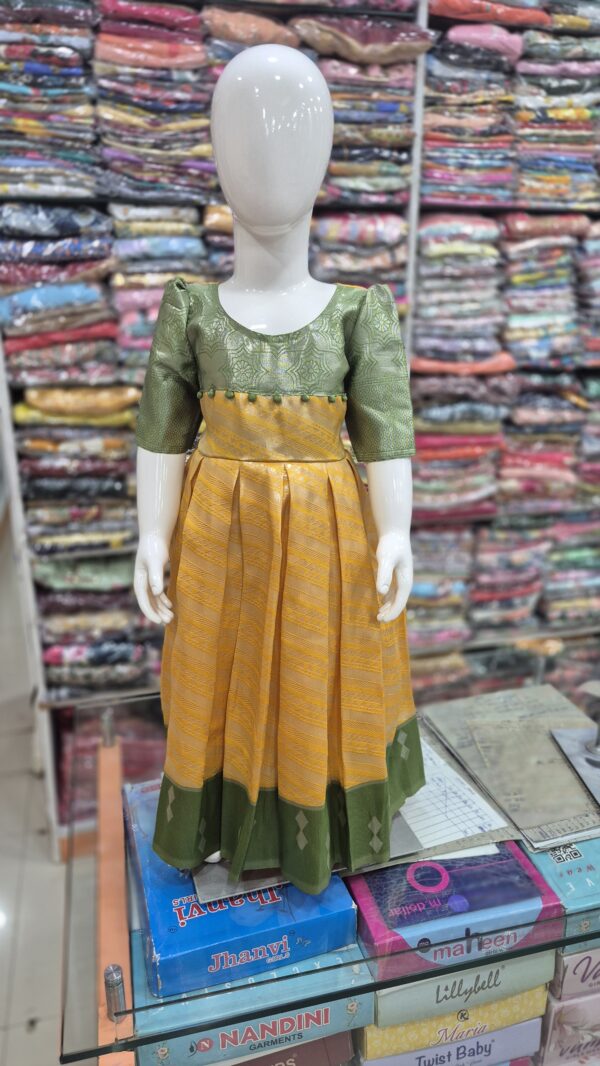 YA1013-Yanira™ Premium Kids Silk Frock with Lining